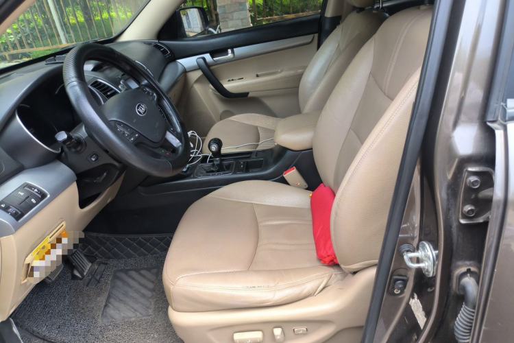 Used Kia Sorento 2013 2.4L 7-Seater Gasoline Luxury Version China IV Standard Left Front Seat