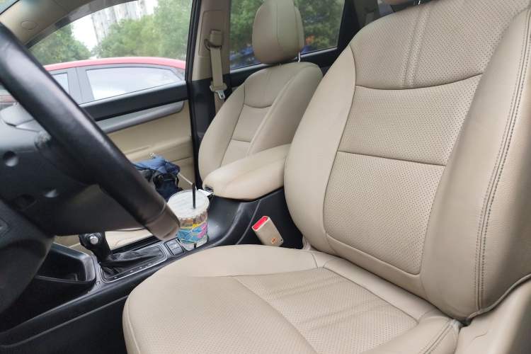 Used Kia Sorento 2013 2.4L 7-Seater Gasoline Luxury Version China IV Standard Left Front Seat