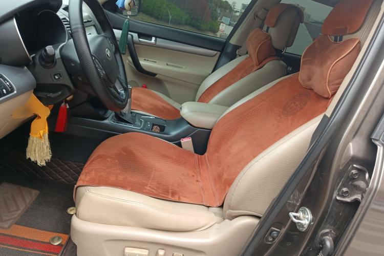 Used Kia Sorento 2013 2.2T 7-seat Diesel Luxury Edition Left Front Seat