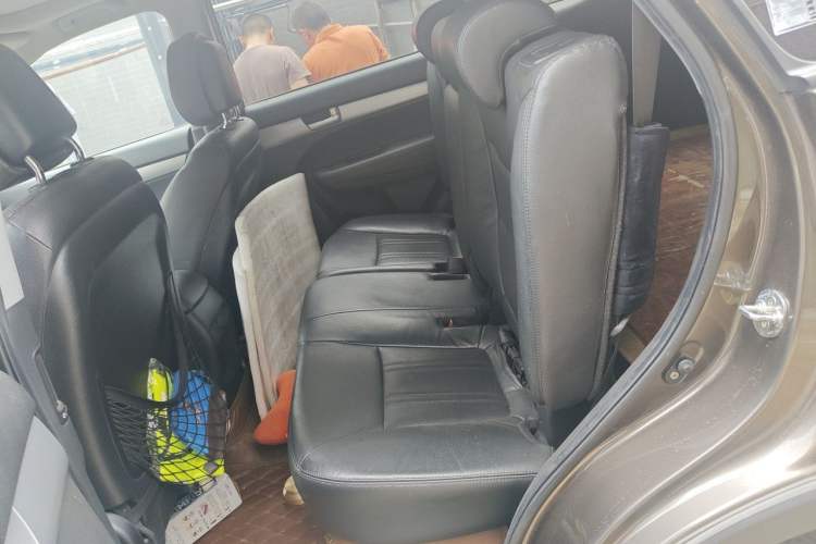 Used Kia Sorento 2013 2.4L 5-Seater Gasoline Luxury Version China IV Standard Left Rear Seat