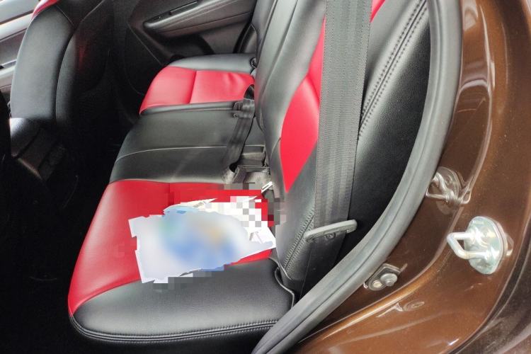 Used Kia Sorento 2013 2.4L 5-Seater Gasoline Comfort Version China IV Standard Left Rear Seat
