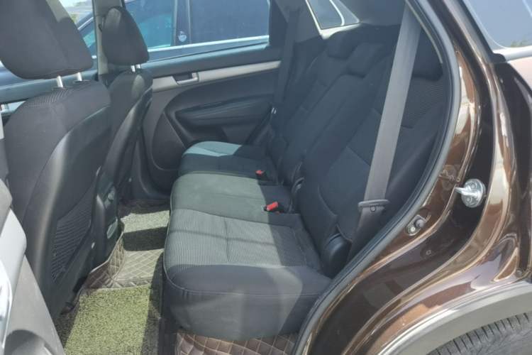 Used Kia Sorento 2013 2.2T 5-Seater Diesel Comfort Edition Left Rear Seat