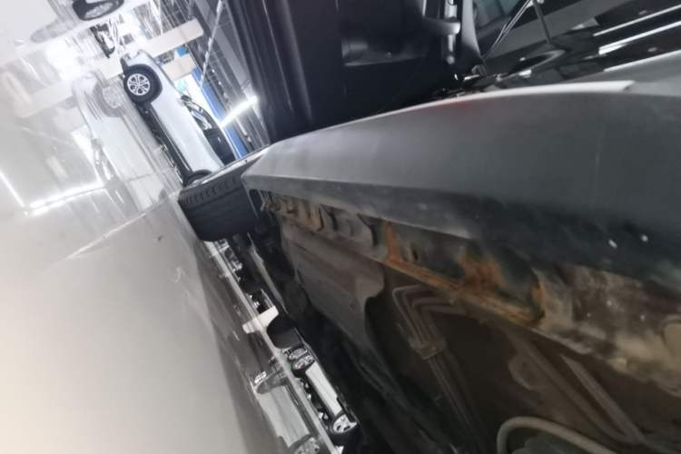Used Kia Sorento 2013 2.2T 5-Seater Diesel Comfort Edition Left Side Sill