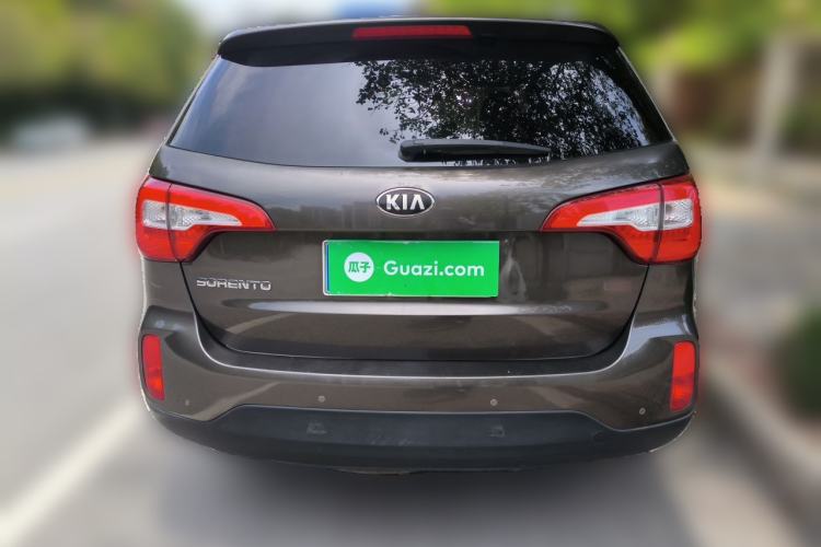 Used Kia Sorento 2013 2.4L 7-Seater Gasoline Luxury Version China IV Standard Rear