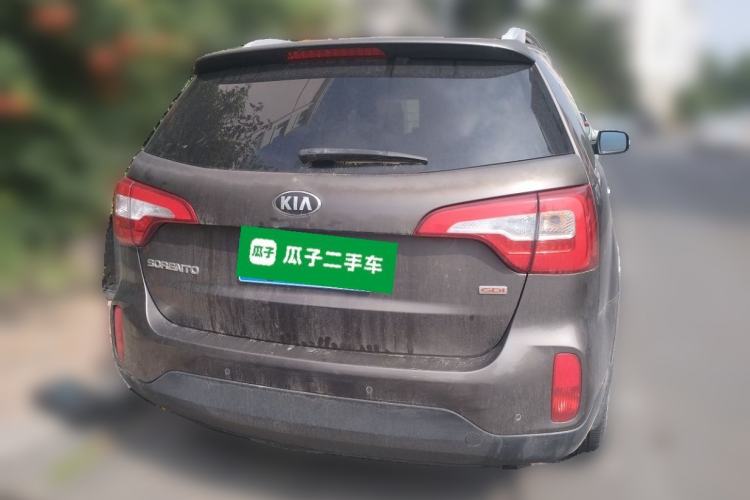 Used Kia Sorento 2013 2.4L 7-Seater Gasoline Luxury Version China IV Standard Rear