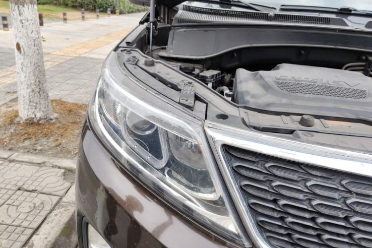Used Kia Sorento 2013 2.2T 5-Seater Diesel Luxury Edition Right Front Headlight