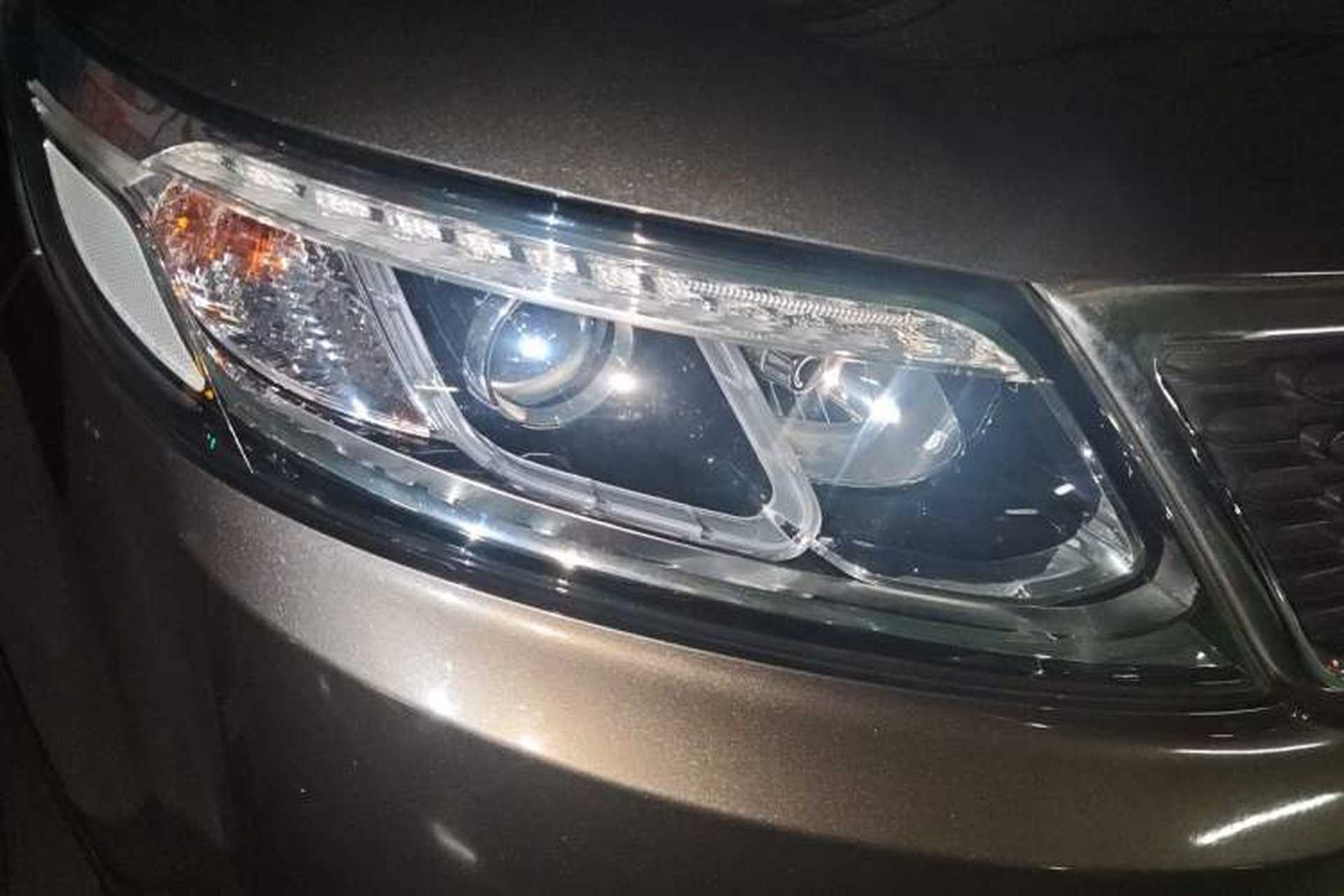 Used Kia Sorento 2013 2.4L 5-Seater Gasoline Luxury Version China V Standard Right Front Headlight