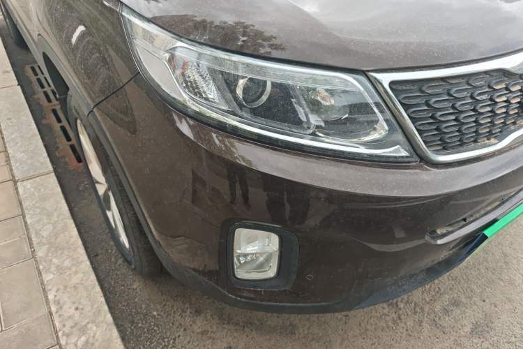 Used Kia Sorento 2013 2.4L 5-Seater Gasoline Comfort Version China IV Standard Right Front Headlight