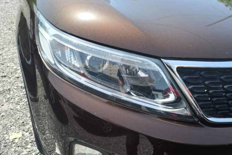 Used Kia Sorento 2013 2.2T 5-Seater Diesel Comfort Edition Right Front Headlight