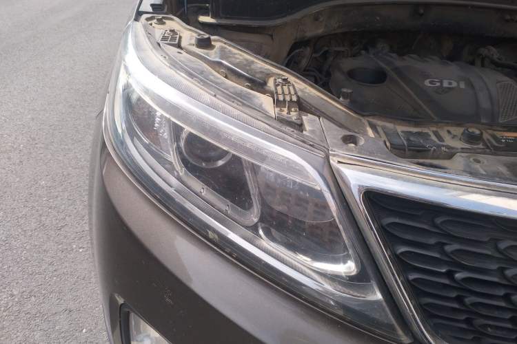 Used Kia Sorento 2013 2.4L 7-Seater Gasoline Luxury Version China IV Standard Right Front Headlight