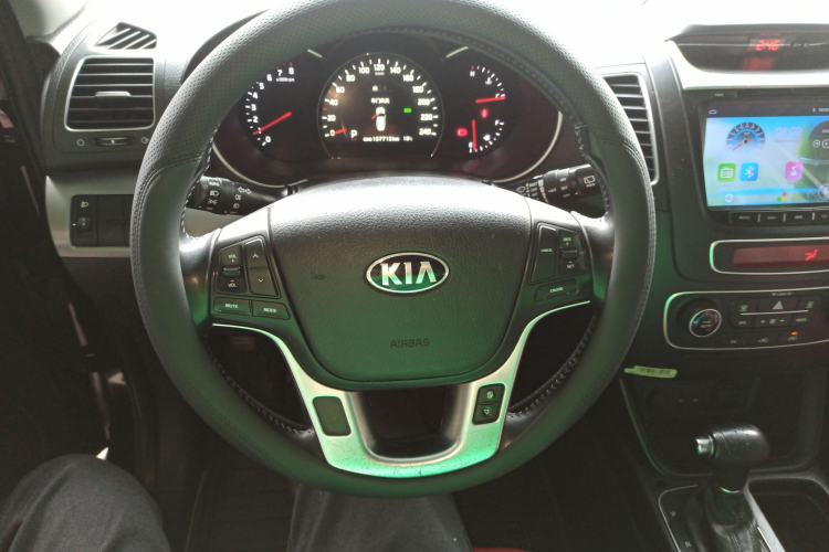 Used Kia Sorento 2013 2.4L 7-Seater Gasoline Comfort Version China IV Standard Steering Wheel