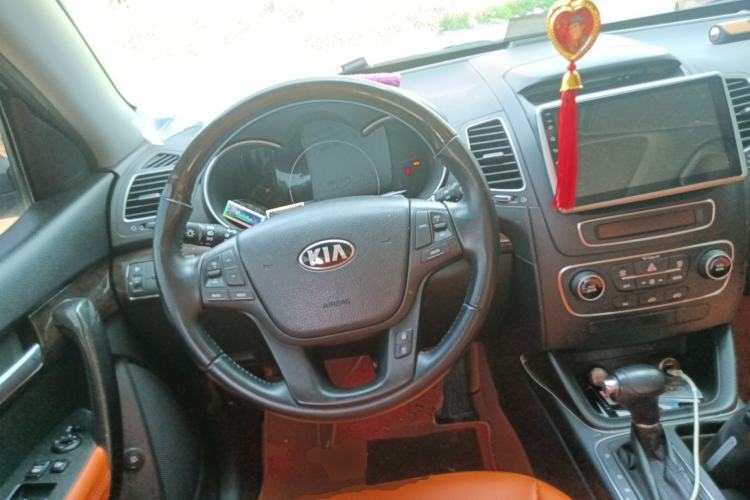 Used Kia Sorento 2013 2.4L 5-Seater Gasoline Comfort Version China IV Standard Steering Wheel