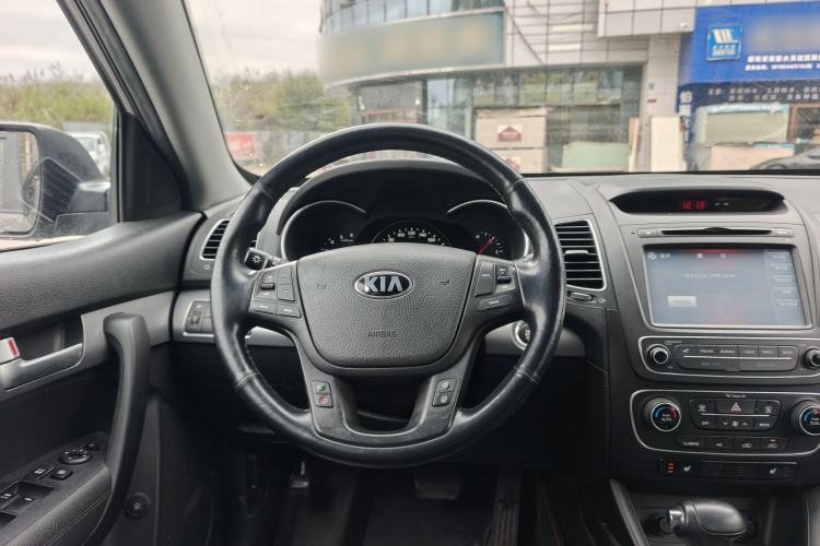 Used Kia Sorento 2013 2.2T 5-Seater Diesel Luxury Edition Steering Wheel