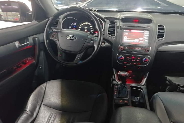 Used Kia Sorento 2013 2.4L 5-seat Gasoline Luxury Edition Steering Wheel