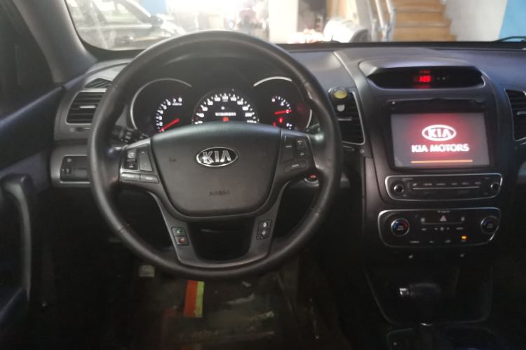 Used Kia Sorento 2013 2.4L 5-Seater Gasoline Comfort Edition Steering Wheel