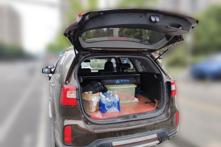 Used Kia Sorento 2013 2.2T 5-Seater Diesel Luxury Edition Trunk