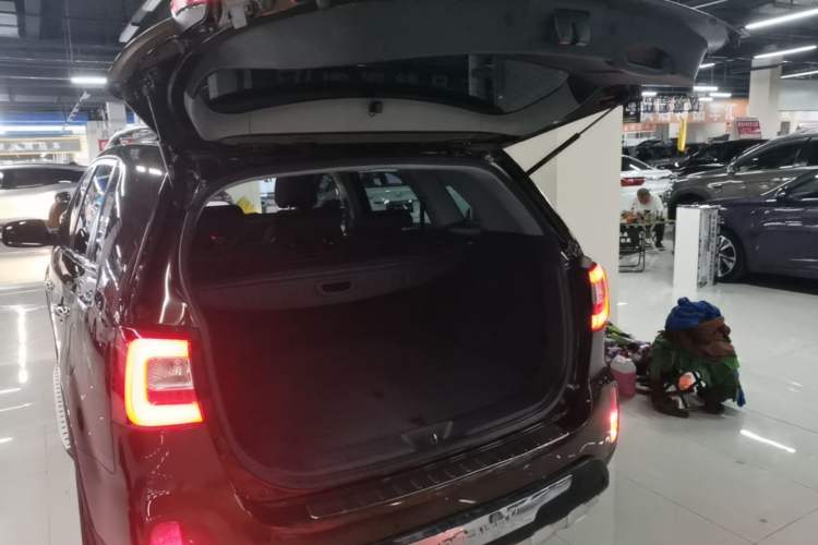 Used Kia Sorento 2013 2.2T 5-Seater Diesel Comfort Edition Trunk