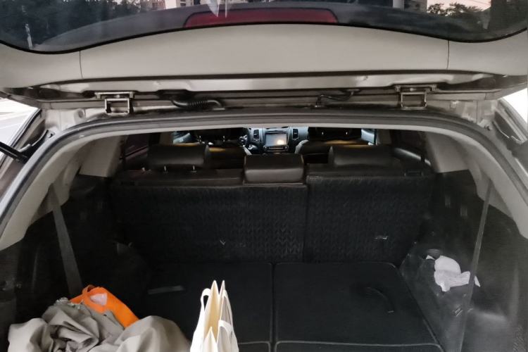 Used Kia Sorento 2013 2.4L 7-seat Gasoline Luxury Edition Trunk