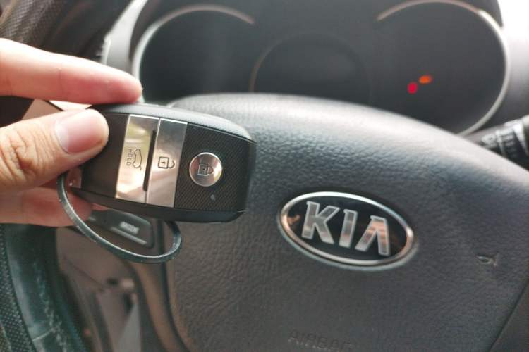 Used Kia Sorento 2013 2.2T 7-seat Diesel Luxury Edition Vehicle Key