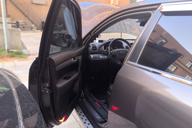 Used Kia Sorento 2013 2.2T 7-seat Diesel Luxury Edition Driver Seat