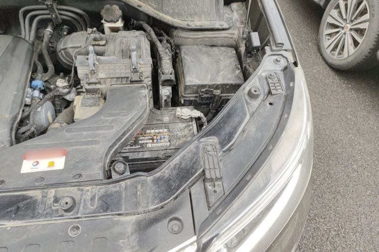 Used Kia Sorento 2013 2.2T 7-seat Diesel Luxury Edition Engine Bay Left