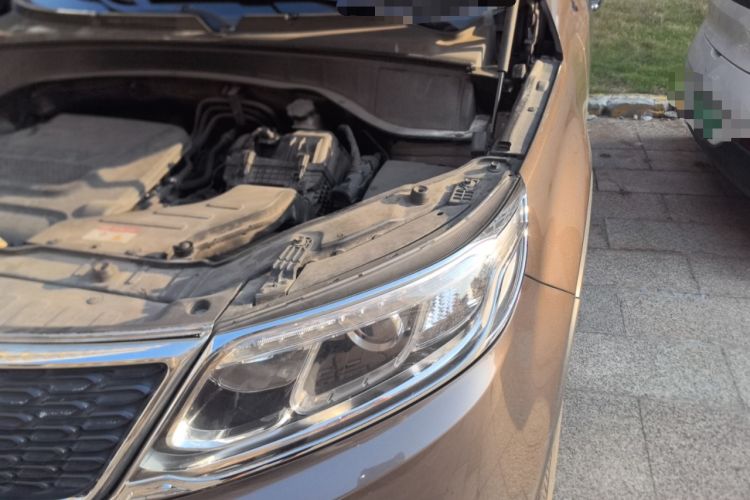 Used Kia Sorento 2013 2.2T 7-seat Diesel Luxury Edition Engine Bay Left