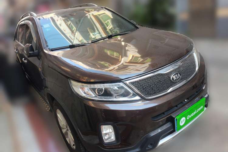 Used Kia Sorento 2013 2.4L 7-Seater Gasoline Comfort Version China IV Standard Front Right 45 Deg