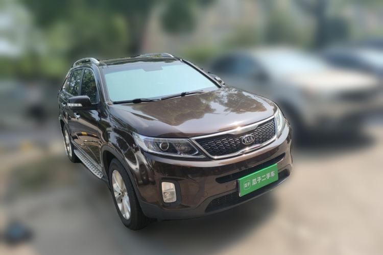 Used Kia Sorento 2013 2.4L 5-Seater Gasoline Comfort Version China IV Standard Front Right 45 Deg