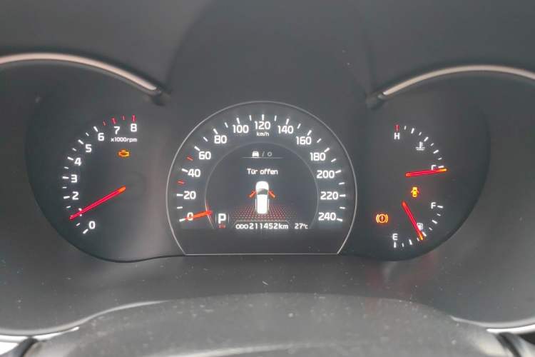 Used Kia Sorento 2013 2.4L 5-Seater Gasoline Comfort Version China IV Standard Instrument Cluster