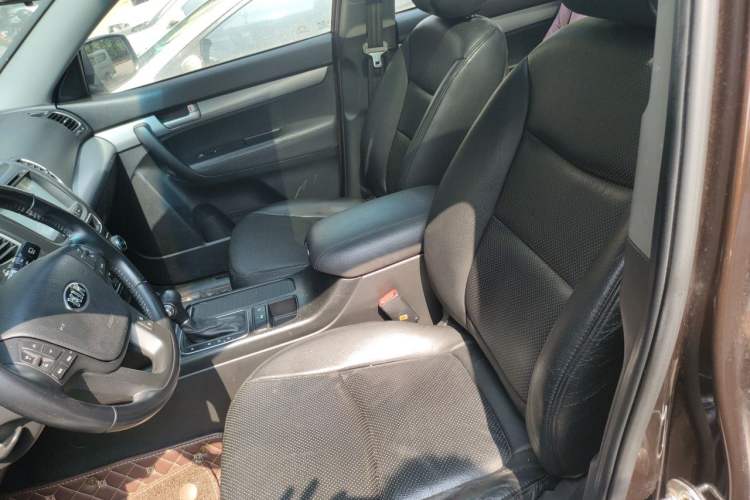 Used Kia Sorento 2013 2.4L 5-Seater Gasoline Comfort Version China IV Standard Left Front Seat