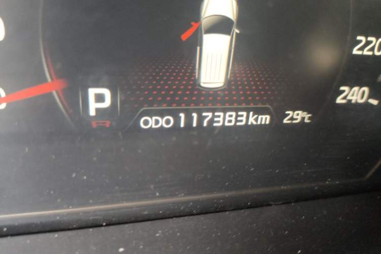 Used Kia Sorento 2013 2.4L 5-Seater Gasoline Comfort Version China IV Standard Odometer Close Up