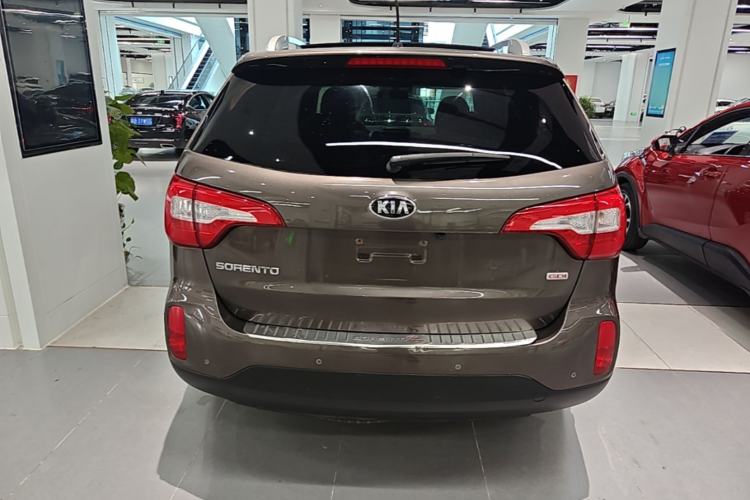 Used Kia Sorento 2013 2.4L 7-Seater Gasoline Comfort Version China IV Standard Rear
