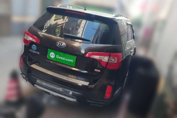 Used Kia Sorento 2013 2.4L 7-Seater Gasoline Comfort Version China IV Standard Rear Right 45 Deg