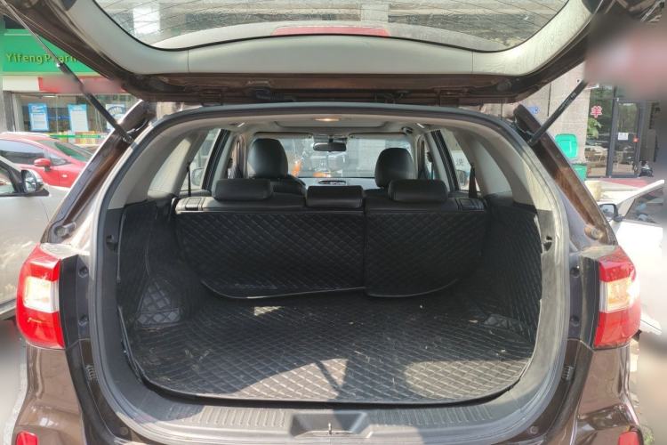 Used Kia Sorento 2013 2.4L 5-Seater Gasoline Comfort Version China IV Standard Trunk
