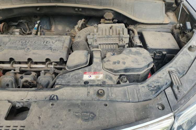 Used Kia Sorento 2013 2.4L 5-Seater Gasoline Comfort Edition Engine Bay Left