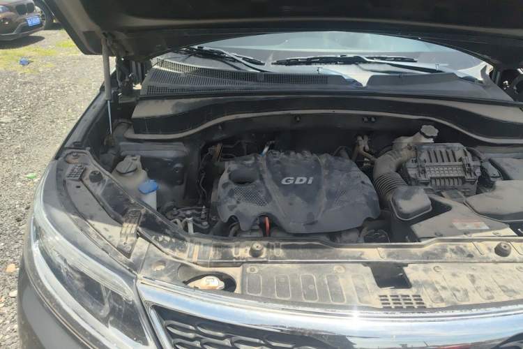 Used Kia Sorento 2013 2.4L 7-Seater Gasoline Comfort Version China IV Standard Engine Bay Right