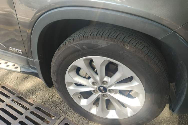 Used Kia Sorento 2013 2.2T 7-seat Diesel Comfort Edition Exterior 7