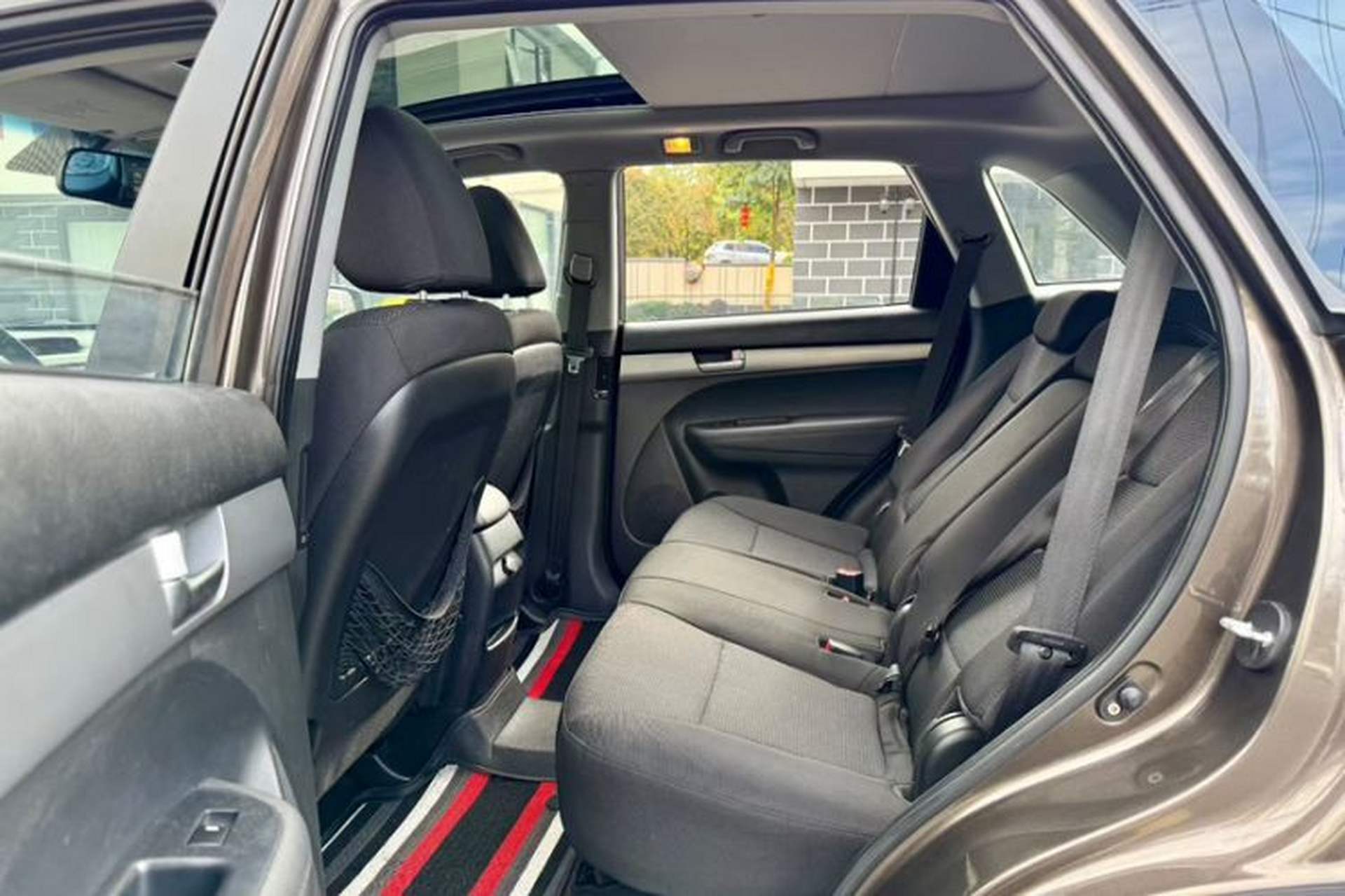 Used Kia Sorento 2013 2.2T 5-Seater Diesel Comfort Edition Exterior 9