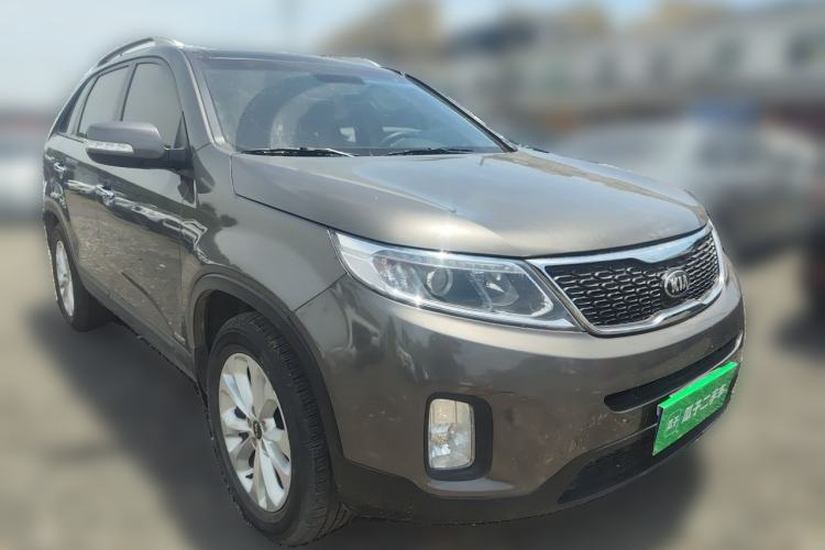 Used Kia Sorento 2013 2.4L 7-Seater Gasoline Comfort Version China IV Standard Front Right 45 Deg