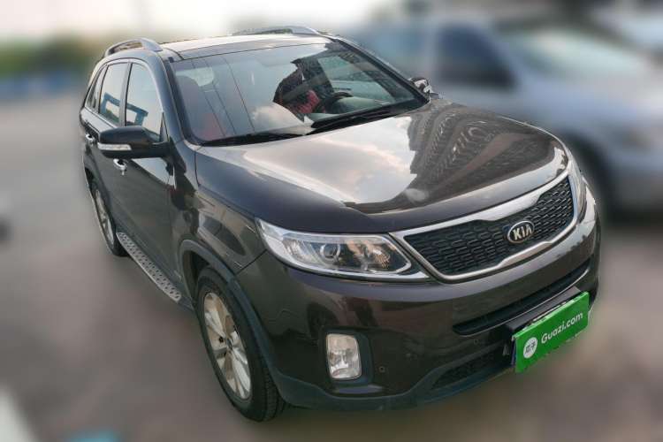 Used Kia Sorento 2013 2.2T 5-Seater Diesel Comfort Edition Front Right 45 Deg