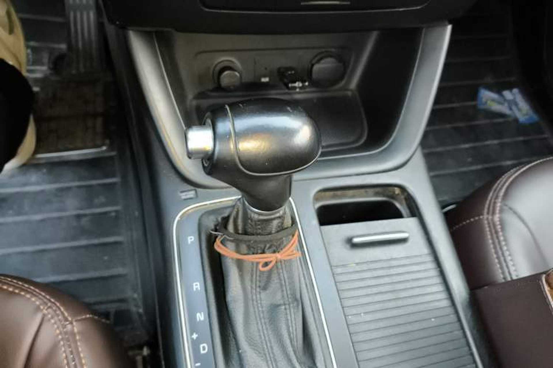 Used Kia Sorento 2013 2.4L 5-Seater Gasoline Comfort Version China IV Standard Gear Lever