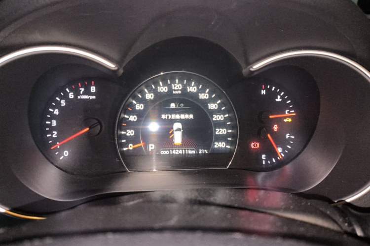 Used Kia Sorento 2013 2.4L 5-Seater Gasoline Comfort Version China IV Standard Instrument Cluster