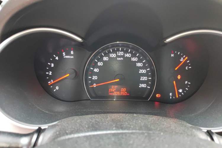 Used Kia Sorento 2013 2.2T 5-Seater Diesel Comfort Edition Instrument Cluster