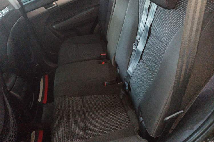 Used Kia Sorento 2013 2.2T 5-Seater Diesel Comfort Edition Interior 4