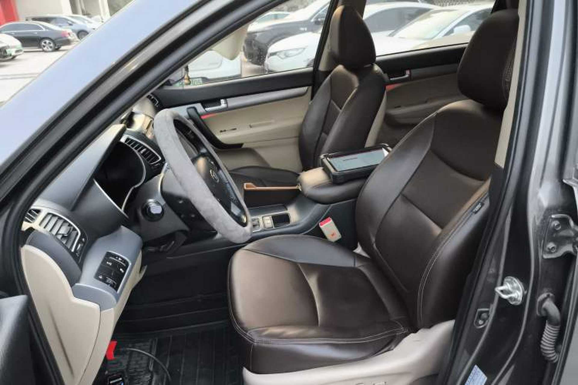 Used Kia Sorento 2013 2.4L 5-Seater Gasoline Comfort Version China IV Standard Left Front Seat