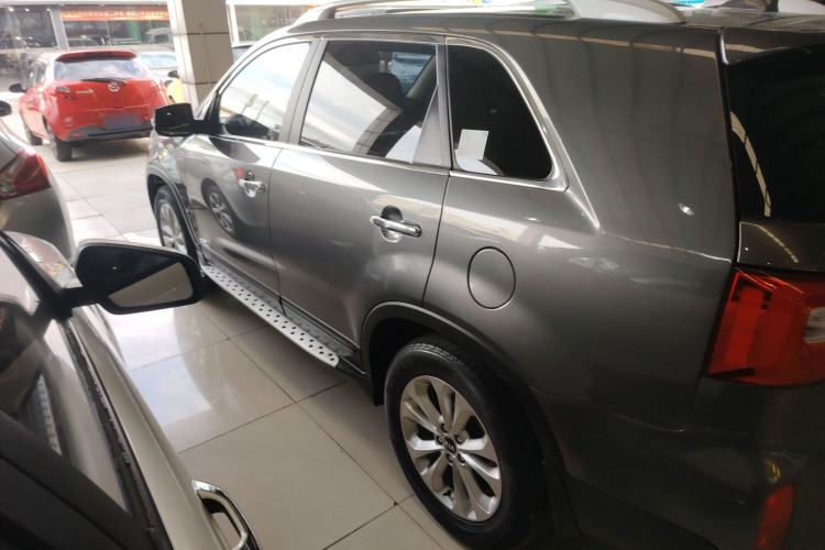 Used Kia Sorento 2013 2.4L 7-Seater Gasoline Luxury Version China IV Standard Left Side