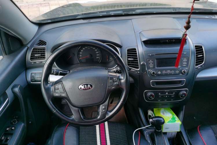 Used Kia Sorento 2013 2.2T 5-Seater Diesel Comfort Edition Steering Wheel