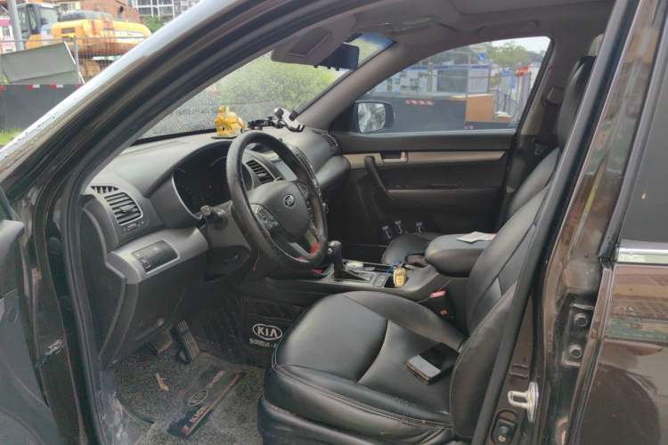 Used Kia Sorento 2013 2.2T 7-seat Diesel Comfort Edition Driver Seat