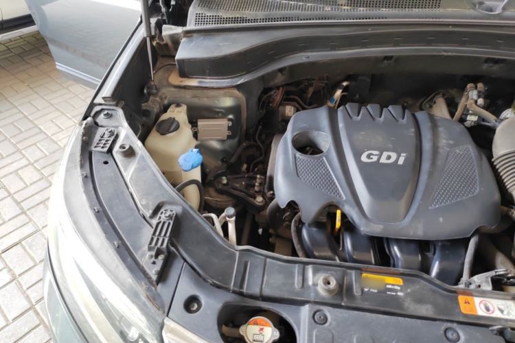 Used Kia Sorento 2013 2.4L 7-Seater Gasoline Luxury Edition China V Standard Engine Bay Right