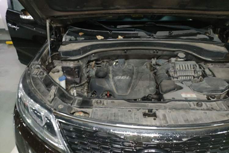 Used Kia Sorento 2013 2.4L 7-Seater Gasoline Comfort Version China IV Standard Engine Bay Right
